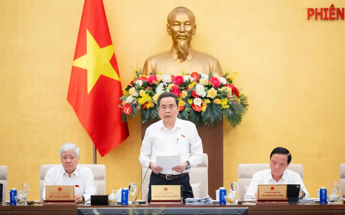 Chủ tịch Quốc hội yêu cầu hoàn thành toàn bộ chương trình lập pháp trong tháng 7- Ảnh 1. Chủ tịch Quốc hội yêu cầu hoàn thành toàn bộ chương trình lập pháp trong tháng 7- Ảnh 1.