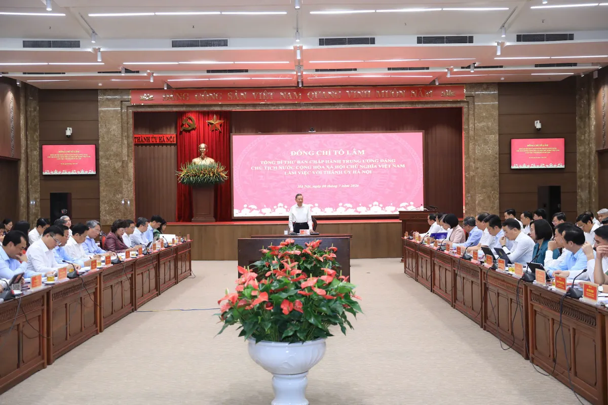 Tổng B&iacute; thư, Chủ tịch nước T&ocirc; L&acirc;m: H&agrave; Nội phải tạo đột ph&aacute; trong 6 th&aacute;ng cuối năm để đạt mục ti&ecirc;u tăng trưởng - Ảnh 2.