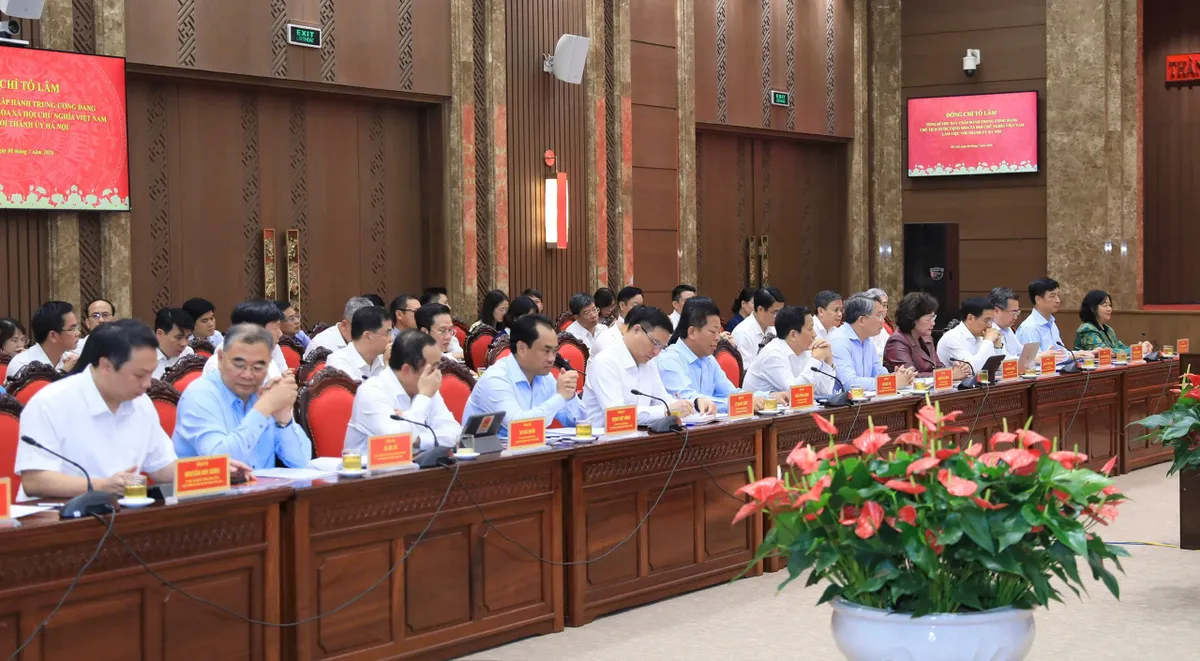 Tổng B&iacute; thư, Chủ tịch nước T&ocirc; L&acirc;m: H&agrave; Nội phải tạo đột ph&aacute; trong 6 th&aacute;ng cuối năm để đạt mục ti&ecirc;u tăng trưởng - Ảnh 3.