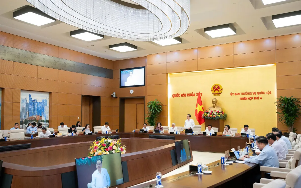 Quang cảnh Phiên họp. Ảnh: QH