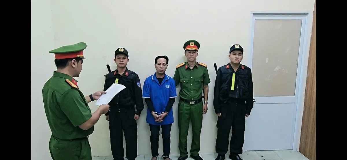 Bắt được hung thủ vụ giấu x&aacute;c trong bao tải ở phường Hiệp B&igrave;nh- Ảnh 1.