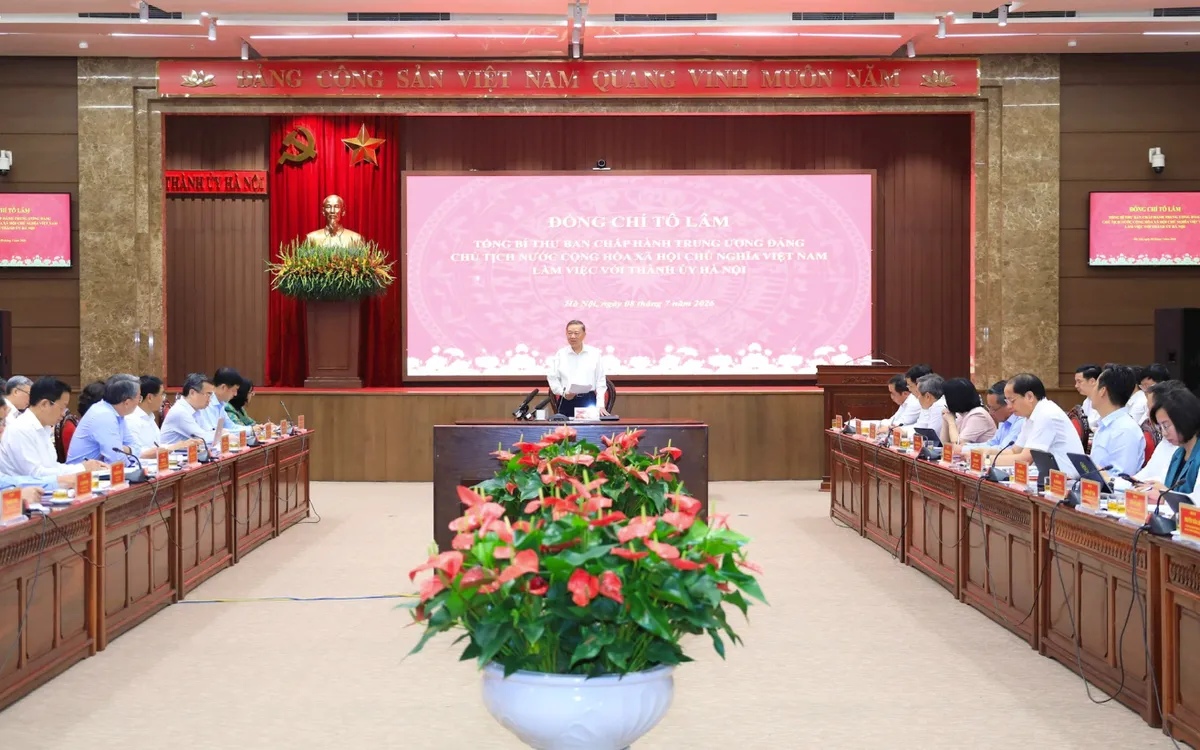 Quang cảnh buổi làm việc. Ảnh: Nguyễn Cung.
