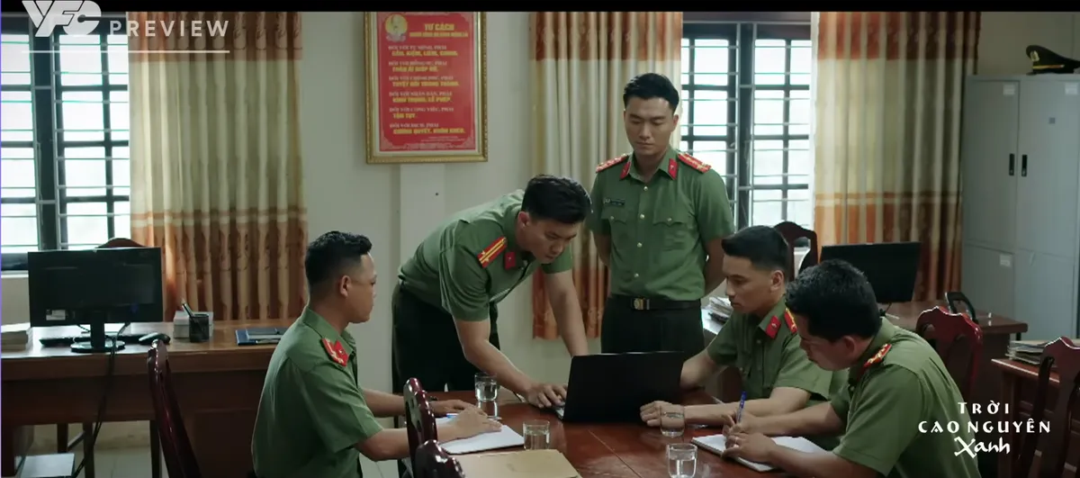 Trời cao nguyên xanh - Tập 3: Quang Tuấn và đồng đội mật phục truy bắt đối tượng Lý - Ảnh 4.