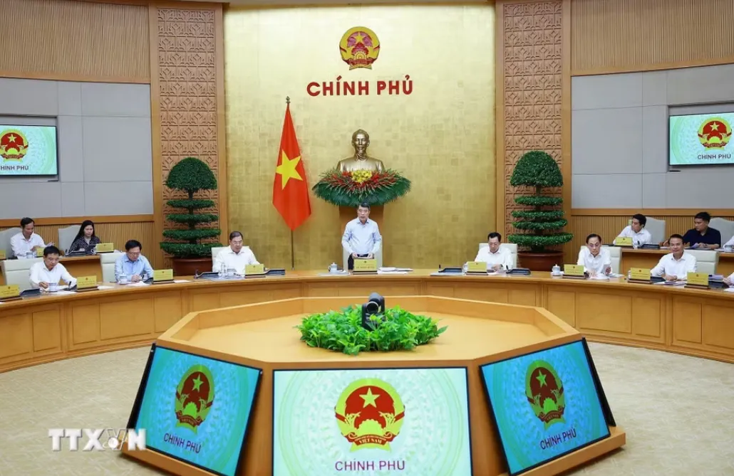 Thủ tướng chủ trì Phiên họp Chính phủ chuyên đề về xây dựng pháp luật tháng 7 - Ảnh 1.