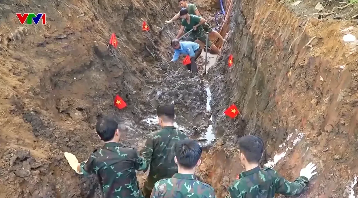 Lập hồ sơ trận đánh để tìm kiếm hài cốt liệt sĩ - Ảnh 1.