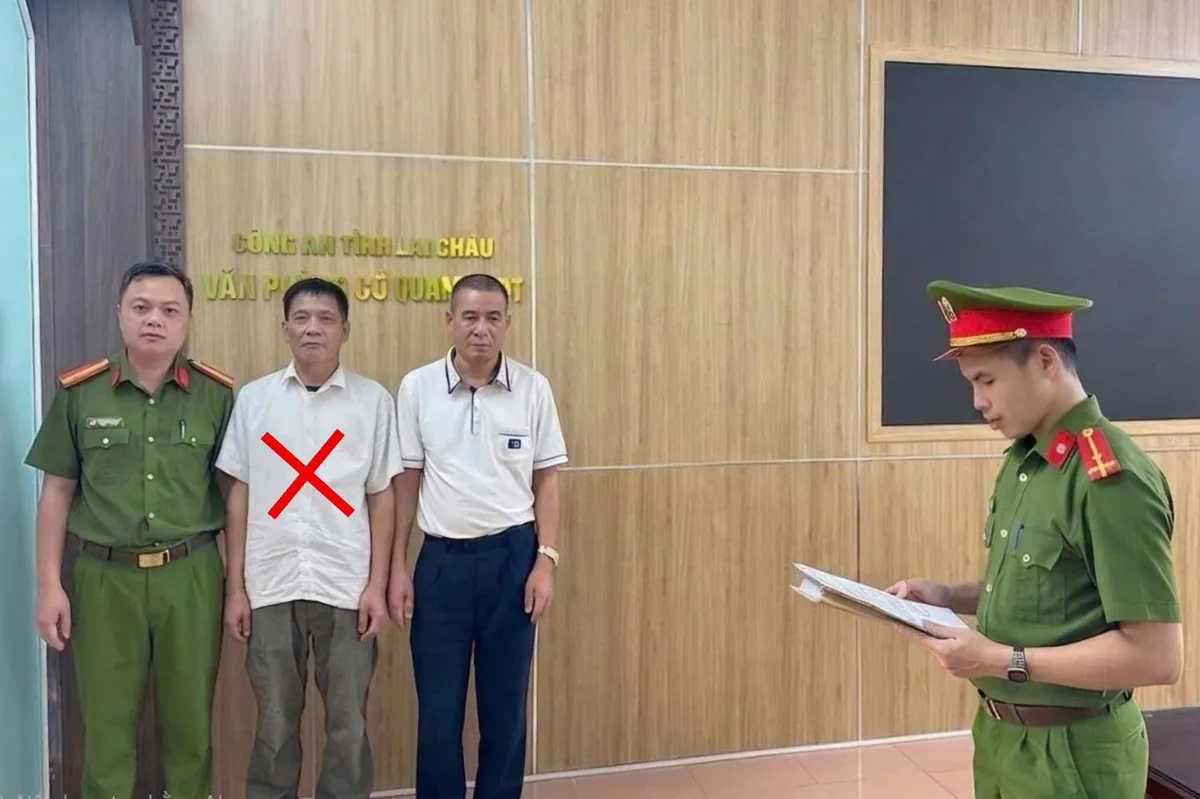 Kiếm tiền từ tin sai sự thật trên Facebook, người đàn ông ở Lai Châu bị khởi tố- Ảnh 1. Kiếm tiền từ tin sai sự thật trên Facebook, người đàn ông ở Lai Châu bị khởi tố- Ảnh 1.