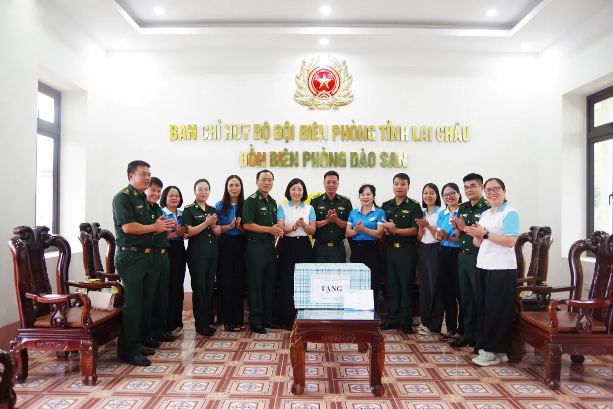 Lai Châu: Lan tỏa nghĩa tình từ chương trình “Đồng hành cùng phụ nữ biên cương” - Ảnh 6.