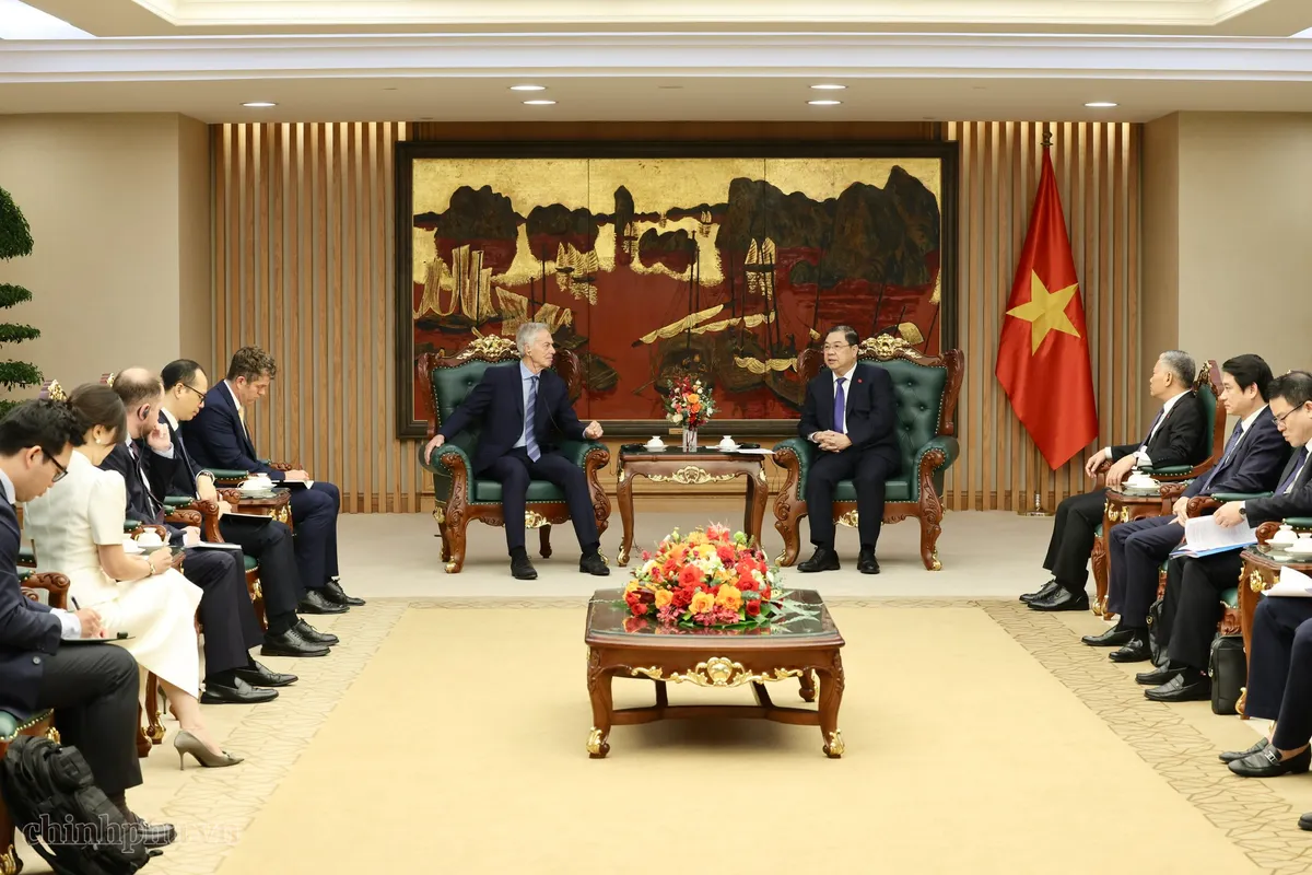Phó Thủ tướng Thường trực Phạm Gia Túc tiếp cựu Thủ tướng Vương quốc Anh Tony Blair - Ảnh 2.