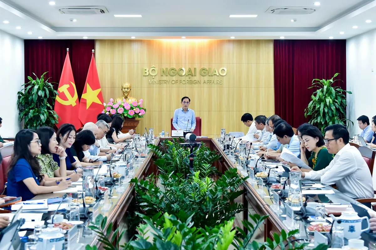 R&agrave; so&aacute;t hơn 1.400 cam kết, thỏa thuận quốc tế- Ảnh 1.