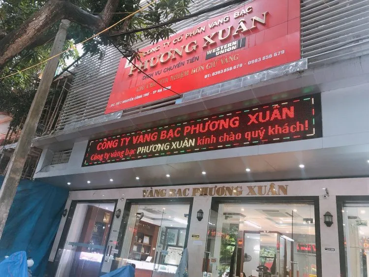 Khởi tố Chủ tịch và Phó Giám đốc Công ty vàng bạc Phương Xuân, điều tra vụ trốn thuế gần 1,3 tỷ đồng- Ảnh 1. Khởi tố Chủ tịch và Phó Giám đốc Công ty vàng bạc Phương Xuân, điều tra vụ trốn thuế gần 1,3 tỷ đồng- Ảnh 1.