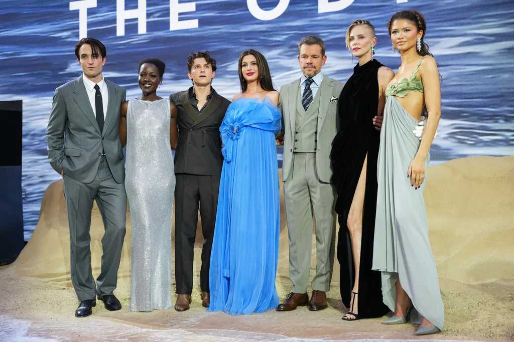 Phong c&aacute;ch thời trang của Zendaya khi quảng b&aacute; bom tấn The Odyssey - Ảnh 5.
