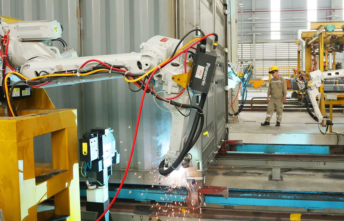 TP Hồ Chí Minh muốn xuất khẩu tăng trưởng 10 - 11% mỗi năm, ưu tiên hàng công nghệ cao- Ảnh 1.