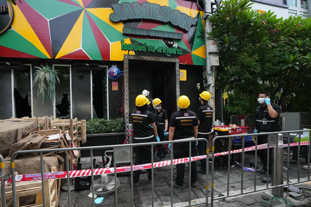 Thái Lan điều tra nguyên nhân vụ cháy quán ăn tại Bangkok- Ảnh 4.