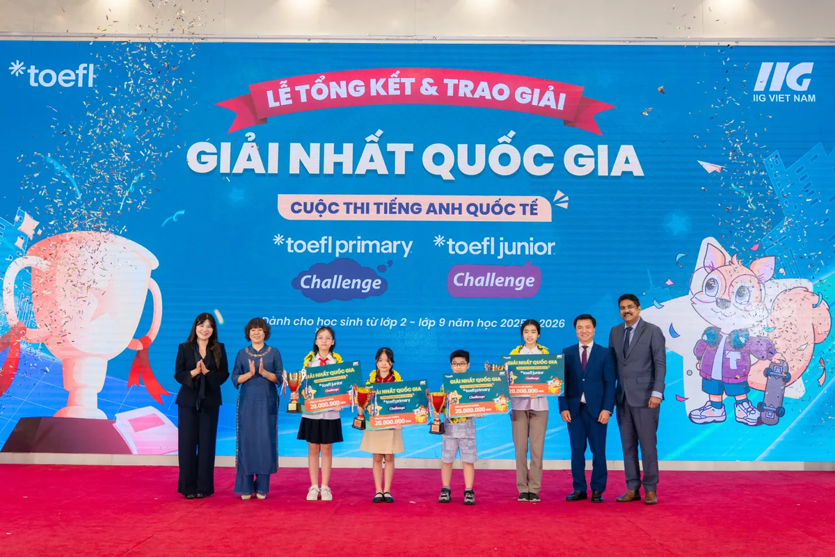 Học sinh Hà Nội thắng lớn tại cuộc thi tiếng Anh TOEFL Challenge - Ảnh 1.