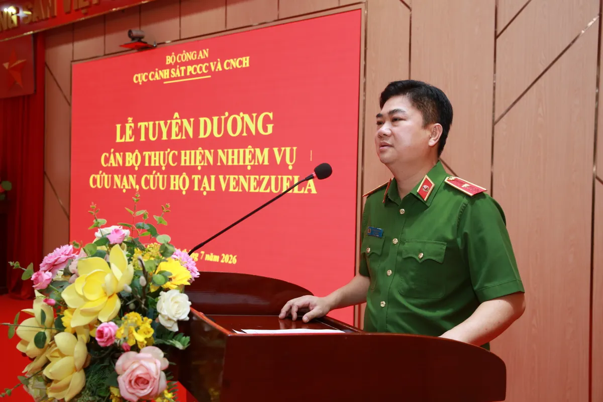 Tuy&ecirc;n dương những "sứ giả h&ograve;a b&igrave;nh" ho&agrave;n th&agrave;nh sứ mệnh cứu nạn tại Venezuela - Ảnh 1.