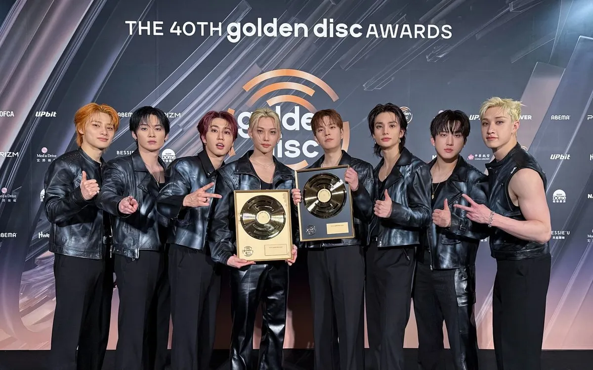 Stray Kids giành giải thưởng Album của năm tại lễ trao giải Golden Disc Awards lần thứ 40 (Ảnh: JYP Entertainment)