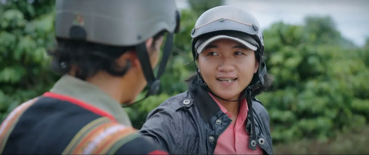 Trời cao nguyên xanh - Tập 7: Chưa làm việc với người dân nhưng Tuấn đã gặp nhiều vấn đề ở địa bàn - Ảnh 12.