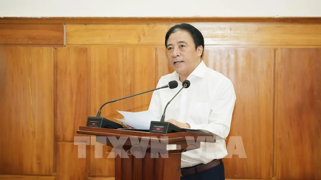 Ph&oacute; Thủ tướng L&ecirc; Tiến Ch&acirc;u l&agrave;m việc tại Huế về mục ti&ecirc;u tăng trưởng- Ảnh 2.