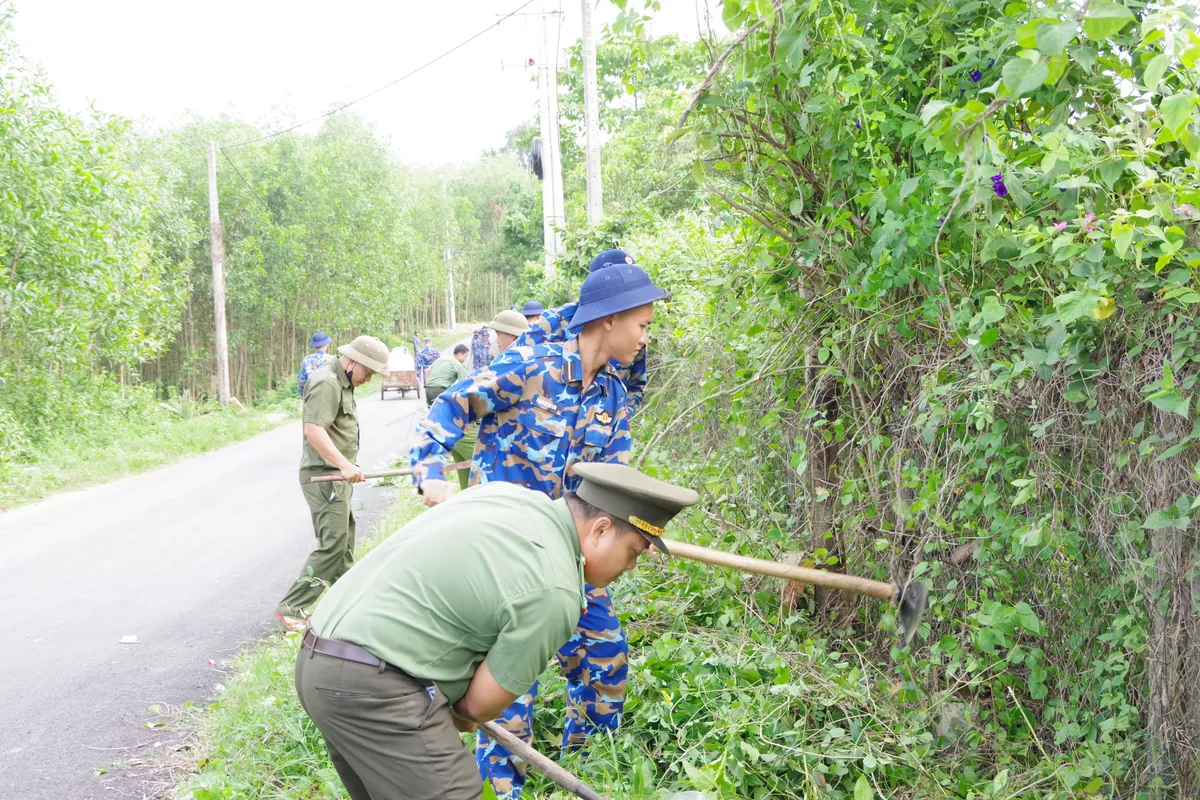 Học viện Hải qu&acirc;n ra qu&acirc;n Chiến dịch Thanh ni&ecirc;n t&igrave;nh nguyện h&egrave; năm 2026 - Ảnh 1.