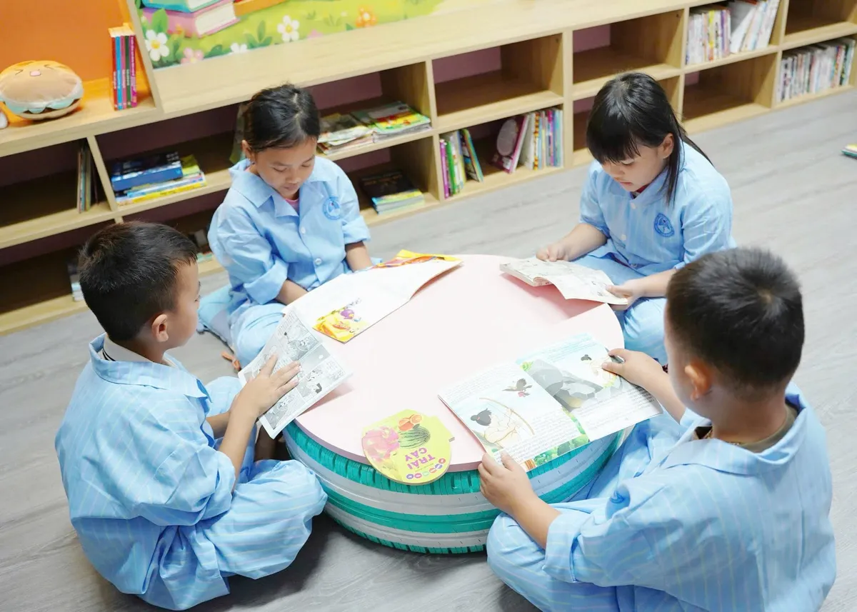 Nghệ An: “Chữa lành” cho bệnh nhi bằng những thư viện, góc đọc sách - Ảnh 2.