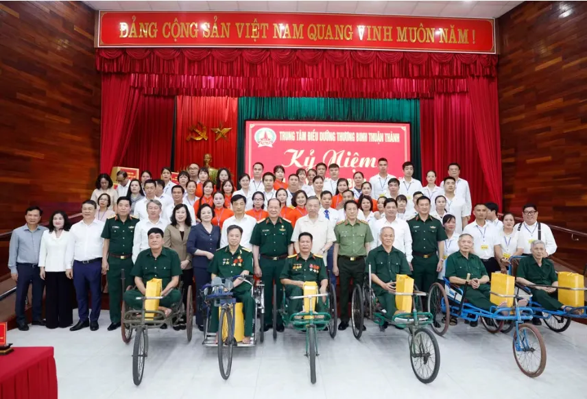 Tổng Bí thư, Chủ tịch nước: Tiếp tục rà soát, giải quyết đầy đủ chính sách đối với người có công và thân nhân - Ảnh 4.