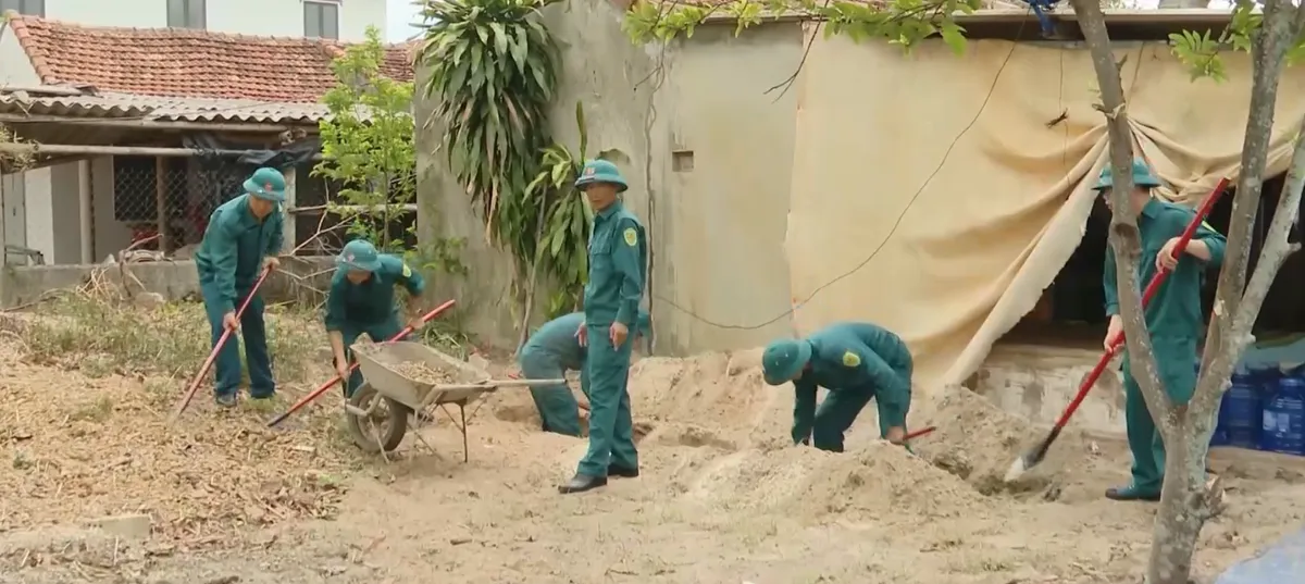 Triển khai đồng loạt xoá nhà tạm cho nạn nhân nhiễm chất độc hóa học: Hành động từ mệnh lệnh trái tim- Ảnh 2. Triển khai đồng loạt xoá nhà tạm cho nạn nhân nhiễm chất độc hóa học: Hành động từ mệnh lệnh trái tim- Ảnh 2.