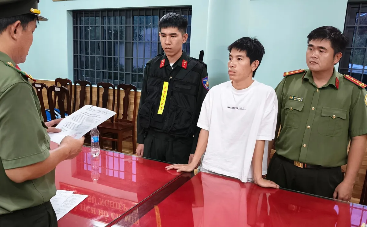 Khởi tố 2 đối tượng tổ chức cho người nước ngoài lưu trú trái phép trên đảo Phú Quốc - Ảnh 1.
