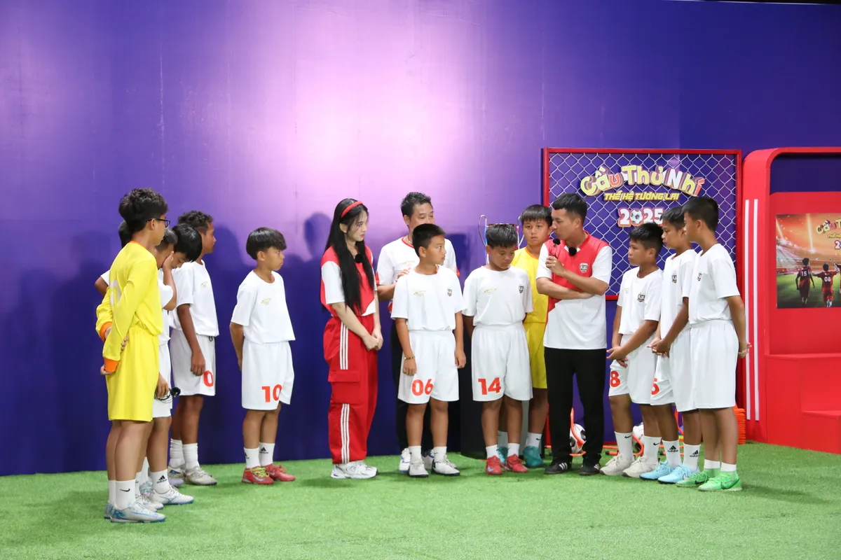 Cầu thủ nh&iacute; trở lại s&oacute;ng VTV3 với format mới  - Ảnh 3.