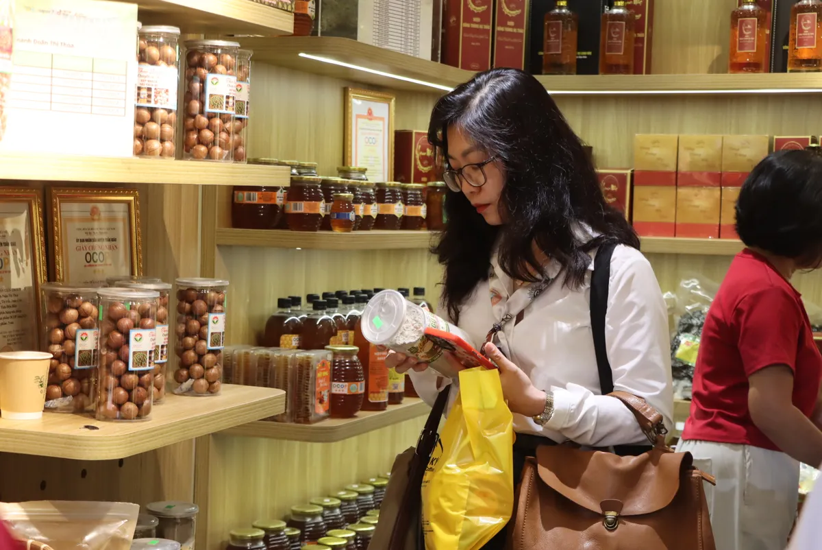Từ "Điện Bi&ecirc;n phố" đến nền tảng số: Lối đi mới cho n&ocirc;ng sản OCOP T&acirc;y Bắc - Ảnh 1.