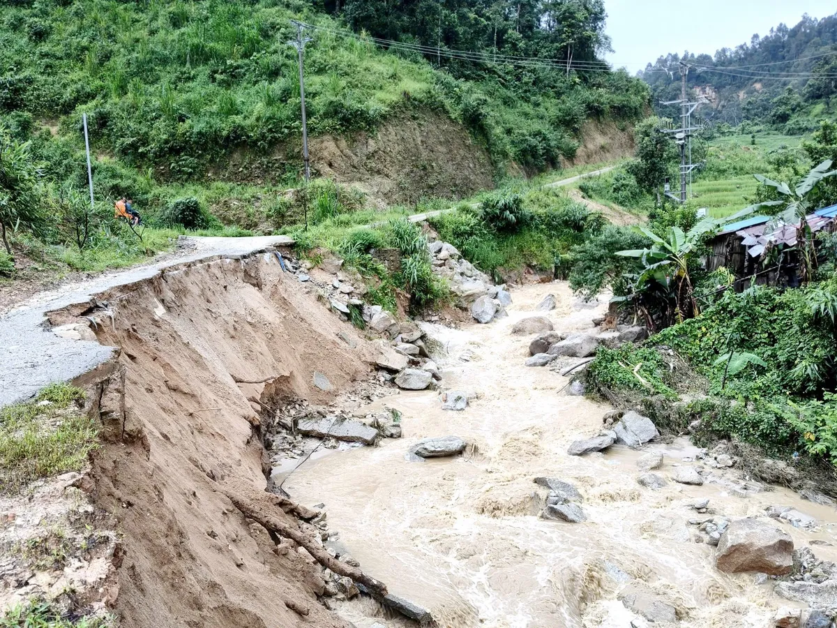 Lai Châu: Khẩn trương cứu dân, khắc phục hậu quả mưa lũ - Ảnh 7.