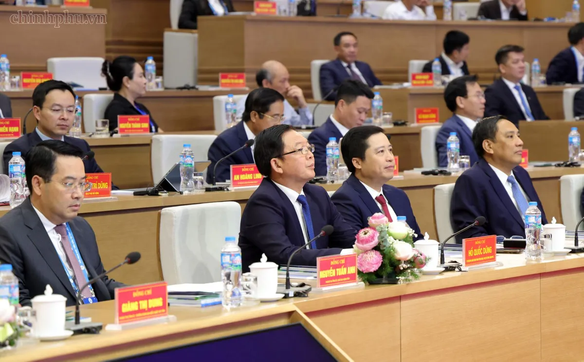 Xây dựng Lào Cai thành cực tăng trưởng mới với 5 trụ cột phát triển, 4 đột phá chiến lược- Ảnh 1.
