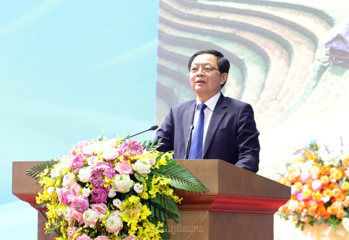 Xây dựng Lào Cai thành cực tăng trưởng mới với 5 trụ cột phát triển, 4 đột phá chiến lược- Ảnh 3.