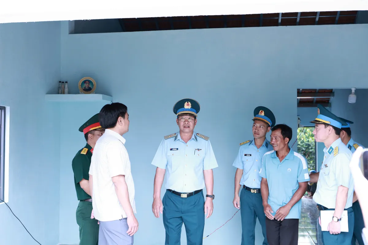 Trường Sĩ quan Không quân bàn giao nhà tình nghĩa tại Đắk Lắk - Ảnh 3.
