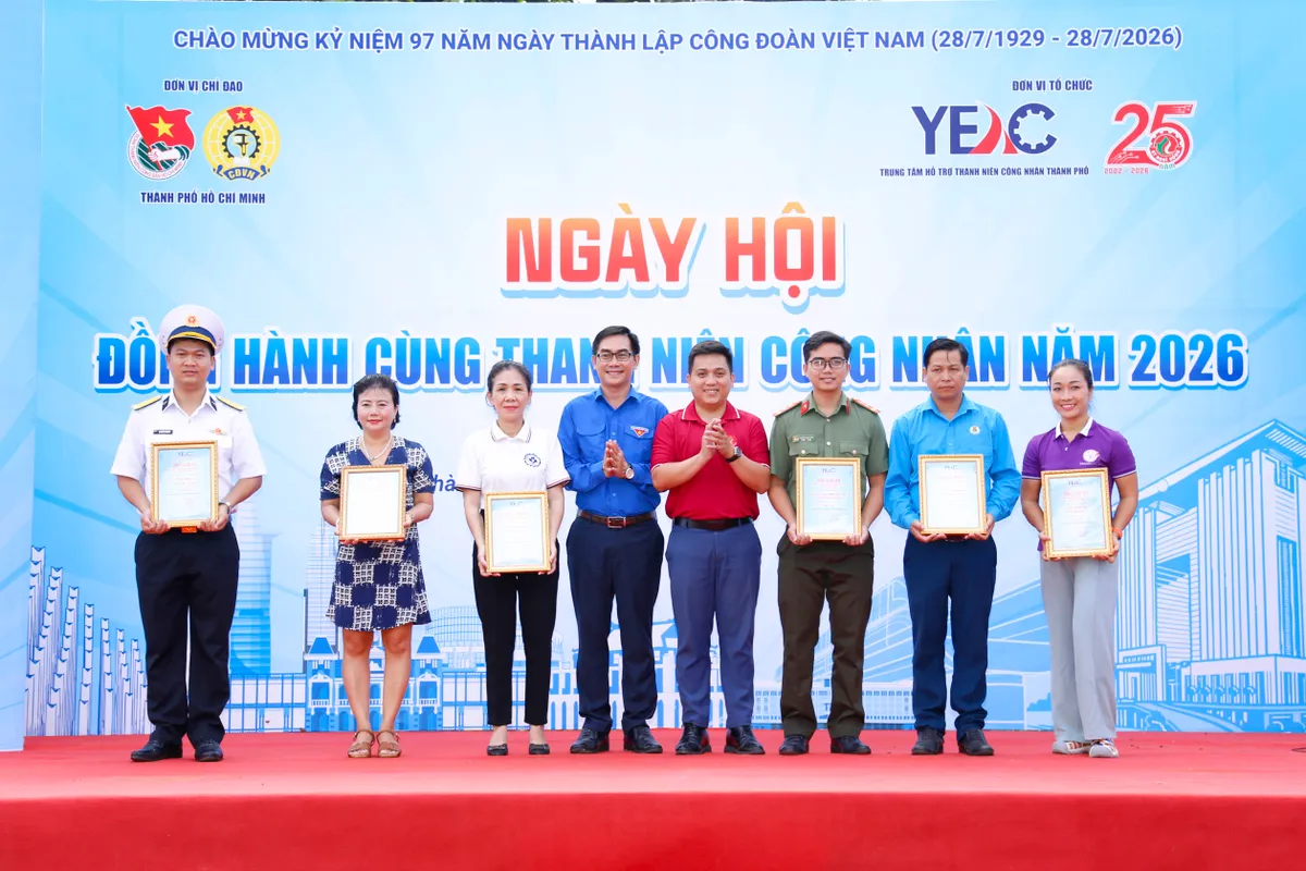 Tuổi trẻ T&acirc;n Cảng S&agrave;i G&ograve;n xung k&iacute;ch v&igrave; cộng đồng tại "Ng&agrave;y hội đồng h&agrave;nh c&ugrave;ng thanh ni&ecirc;n c&ocirc;ng nh&acirc;n" - Ảnh 3.