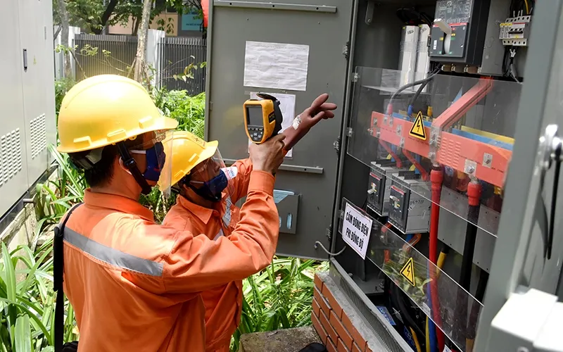 Bộ Công Thương ban hành văn bản hợp nhất về cơ chế điều chỉnh giá điện
- Ảnh 1.
