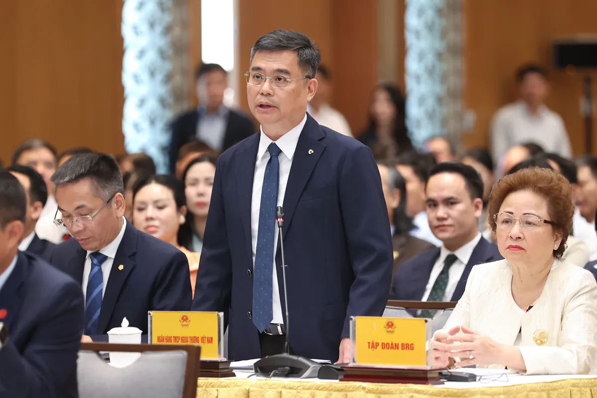 Gỡ n&uacute;t thắt vốn, NHNN muốn mở th&ecirc;m k&ecirc;nh huy động - Ảnh 1.