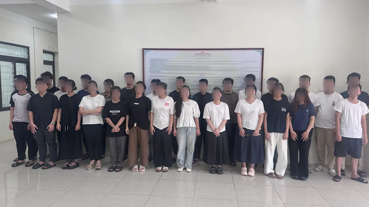 Triệt phá đường dây lừa đảo núp bóng “Hệ sinh thái khởi nghiệp” Canvanex, chiếm đoạt hơn 100 tỷ đồng - Ảnh 8.