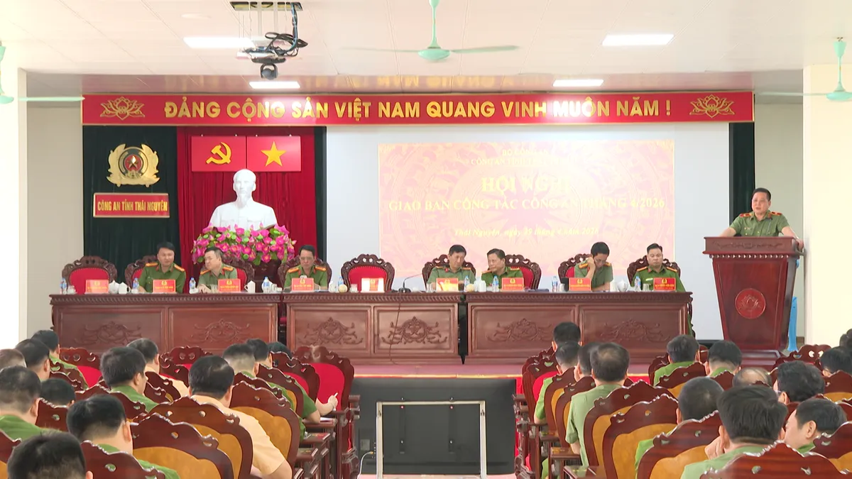 Triệt phá đường dây lừa đảo núp bóng “Hệ sinh thái khởi nghiệp” Canvanex, chiếm đoạt hơn 100 tỷ đồng - Ảnh 4.