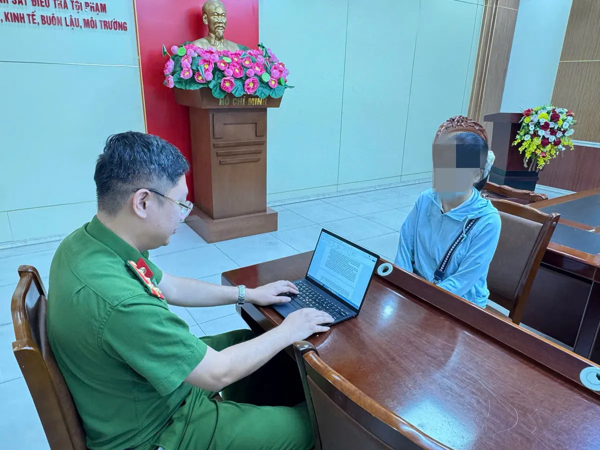 Gây thiệt hại cho ngân hàng hơn 96 tỷ đồng, 4 chuyên viên bị đề nghị truy tố - Ảnh 1.