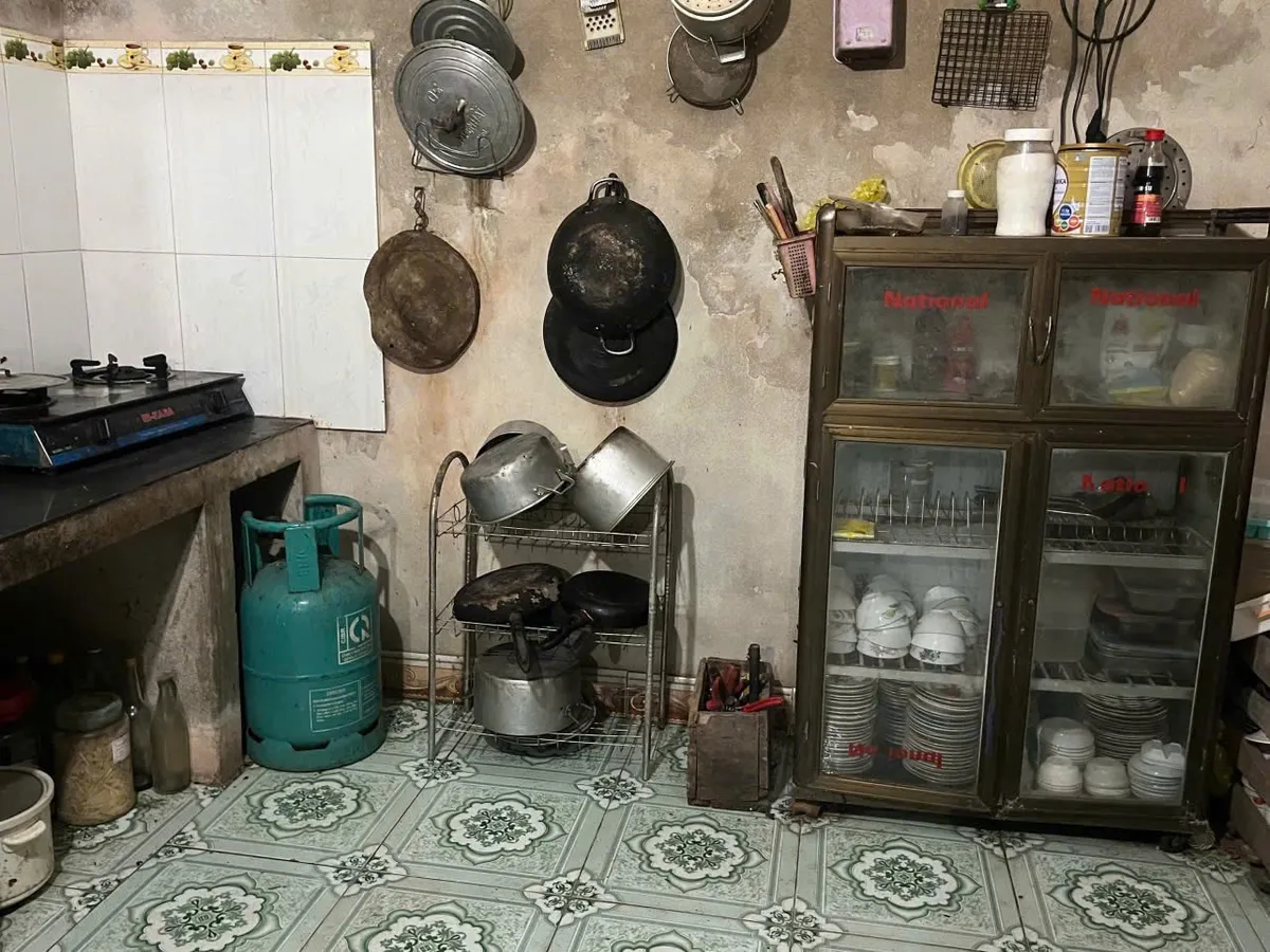 Gia đình nghèo mong giữ lại cơ hội sống cho bé Nguyễn Xuân Mạnh - Ảnh 1.
