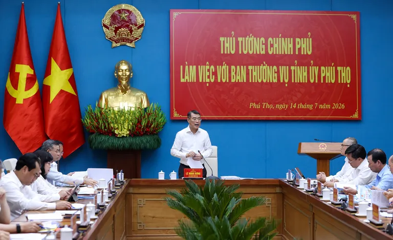Phú Thọ bảo đảm vận hành mô hình chính quyền địa phương 2 cấp hiệu quả, phấn đấu đạt mục tiêu tăng trưởng 11% - Ảnh 1.