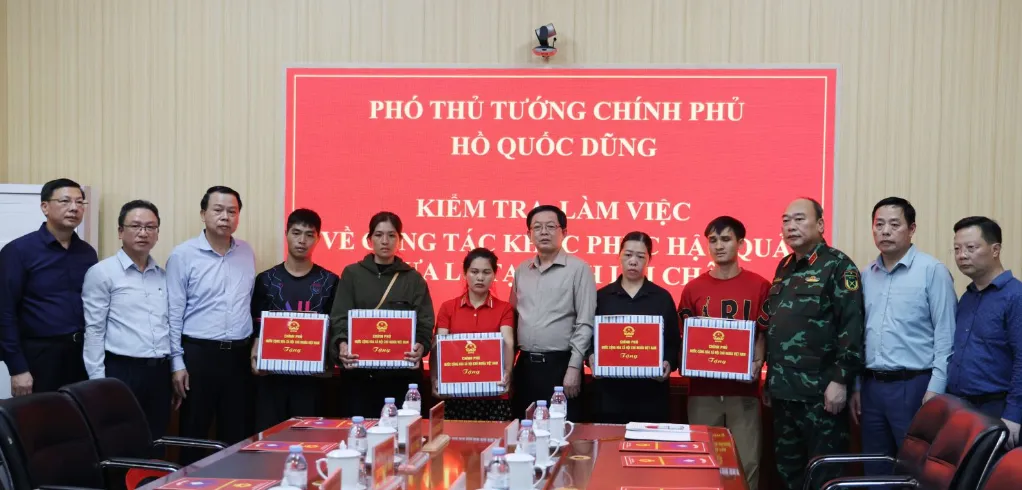 Hoàn thành nhà tái định cư xã Mường Than, Lai Châu trong 30 ngày, bàn giao trước Quốc khánh 2/9 - Ảnh 4.