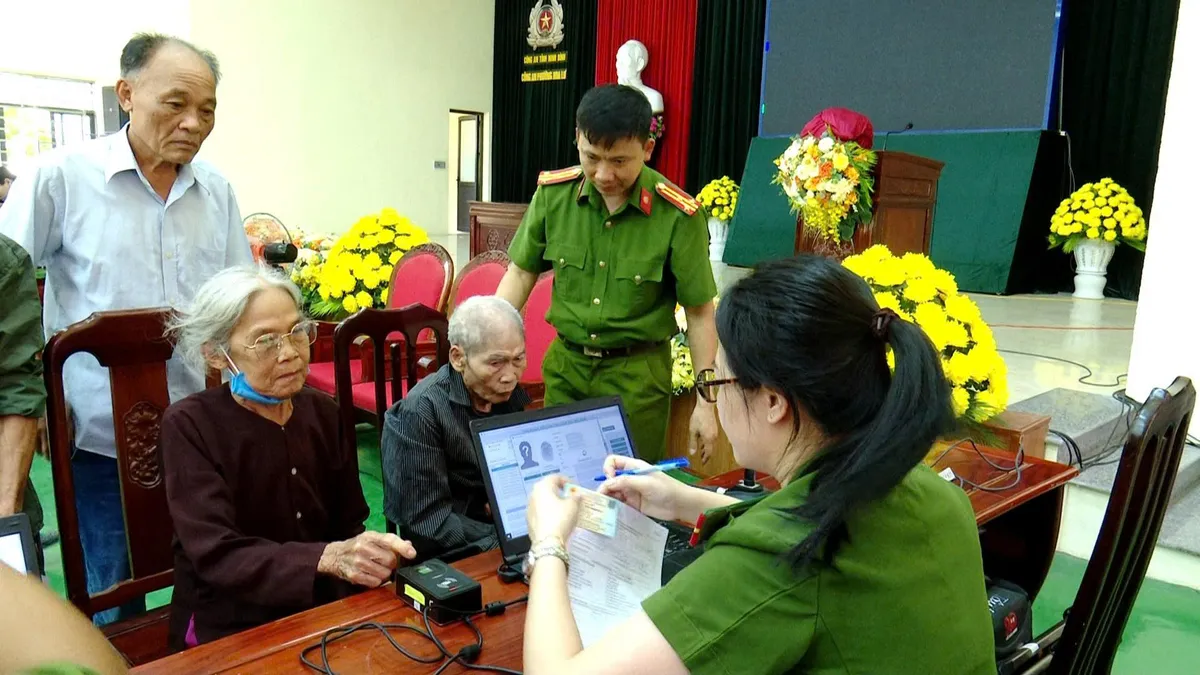 Ninh Bình thu nhận gần 19.000 mẫu ADN của thân nhân liệt sĩ - Ảnh 2.