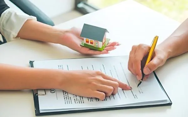 Đề xuất nới thời điểm nhận tiền đặt cọc để giảm áp lực vốn - Ảnh minh họa
