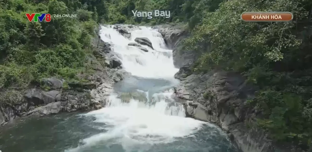 Khám phá thác Yang Bay - Điểm đến xanh mát giữa đại ngàn Khánh Hòa- Ảnh 1. Khám phá thác Yang Bay - Điểm đến xanh mát giữa đại ngàn Khánh Hòa- Ảnh 1.