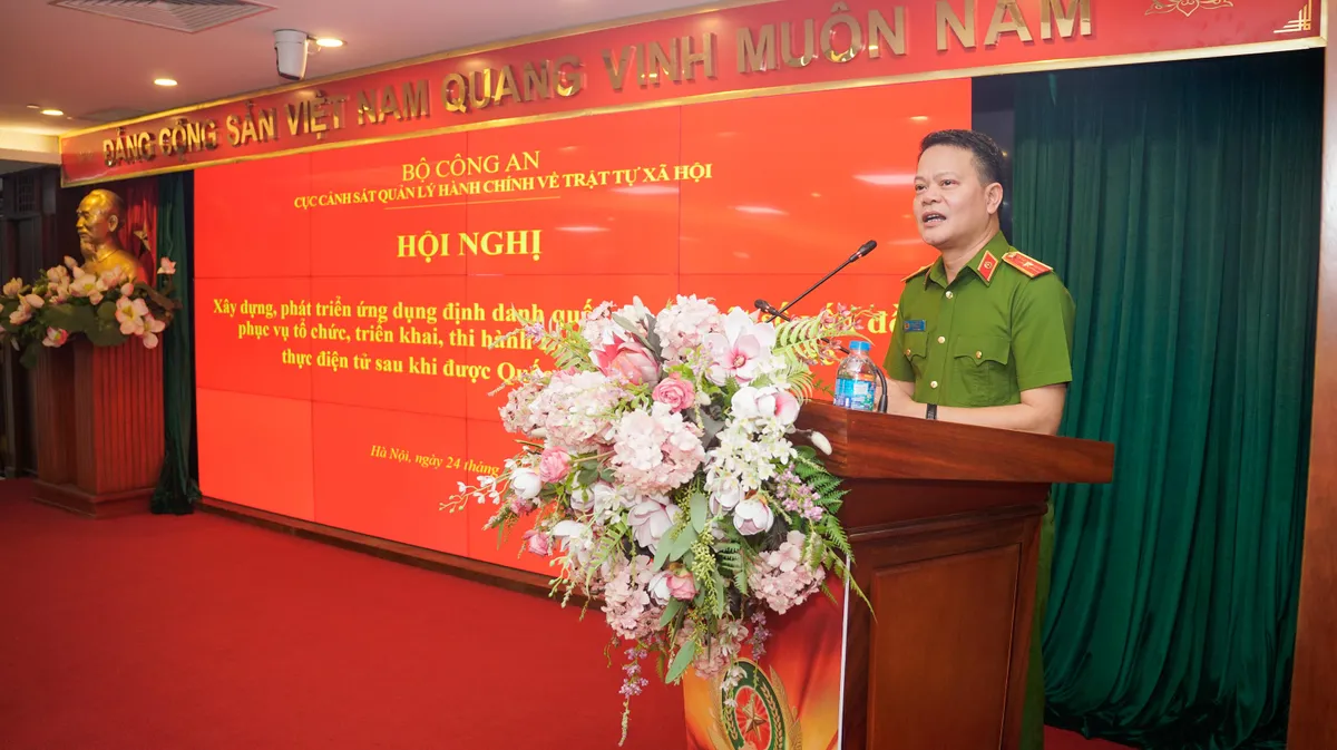 Hội thảo g&oacute;p &yacute; x&acirc;y dựng ứng dụng định danh quốc gia VNeID v&agrave; ho&agrave;n thiện Luật Định danh, x&aacute;c thực điện tử - Ảnh 4.