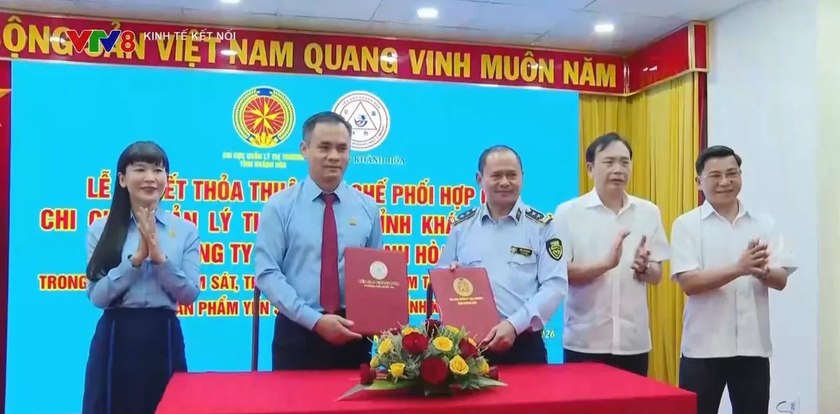 Tăng cường giám sát, quản lý thị trường yến sào- Ảnh 2. Tăng cường giám sát, quản lý thị trường yến sào- Ảnh 2.