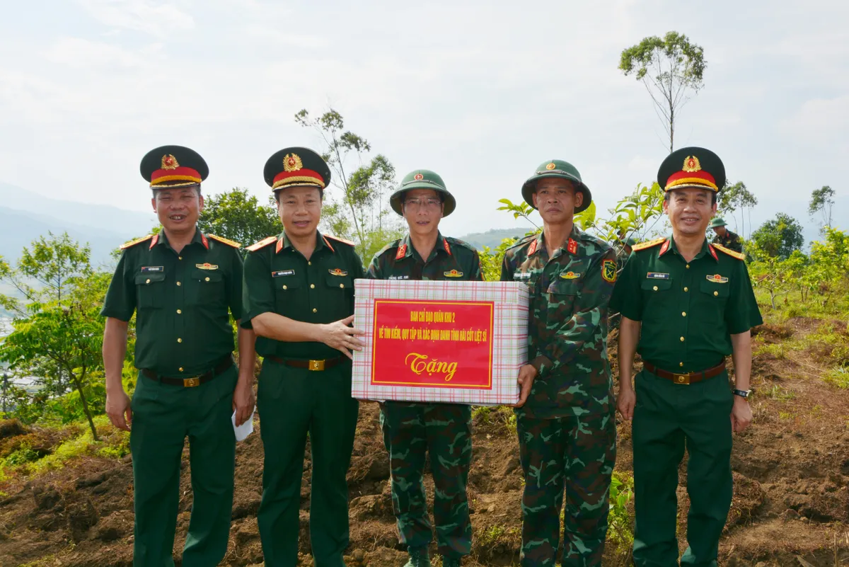 S&aacute;ng ngời phẩm chất &ldquo;Bộ đội Cụ Hồ&rdquo; qua c&aacute;c hoạt động đền ơn đ&aacute;p nghĩa- Ảnh 3.