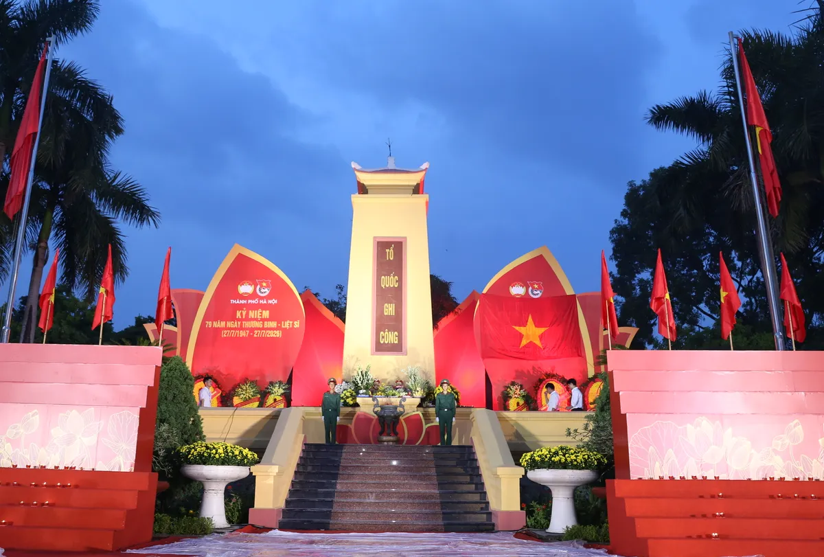 "Thắp hương tri &acirc;n 2026": S&aacute;ng m&atilde;i t&igrave;nh đất nước, khắc ghi l&ograve;ng biết ơn c&aacute;c Anh h&ugrave;ng liệt sĩ - Ảnh 4.
