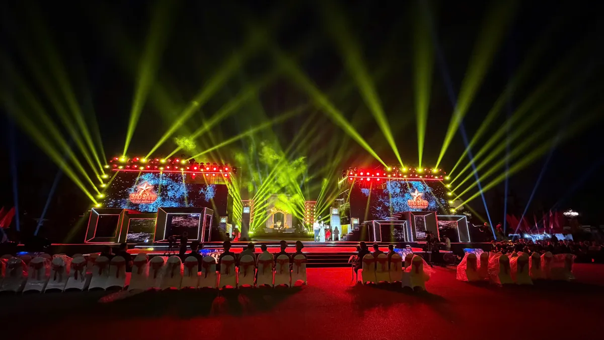 TRỰC TIẾP: Cầu truyền h&igrave;nh Sao s&aacute;ng dẫn đường: Viết tiếp h&agrave;nh tr&igrave;nh tri &acirc;n (19h30, VTV1) - Ảnh 1.